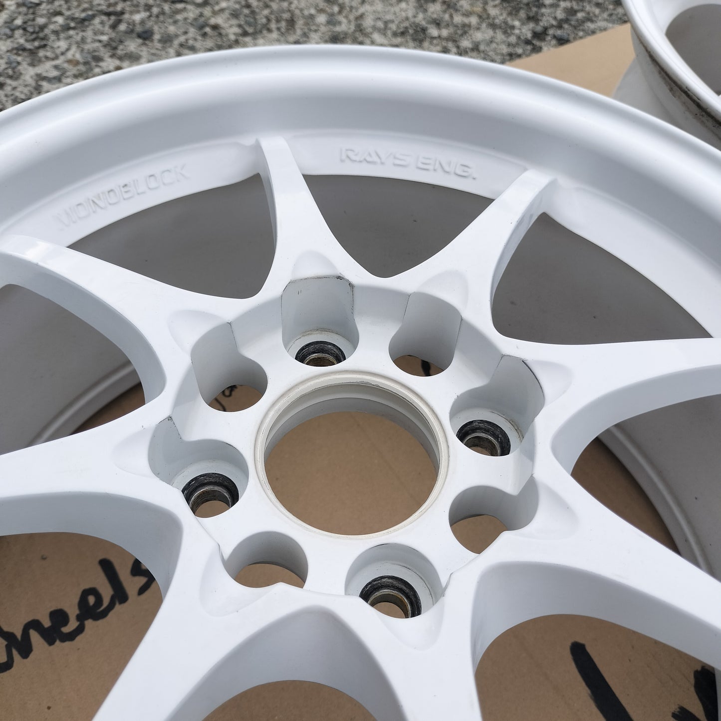 Volk Rays CE28N 15x7+43 4x100