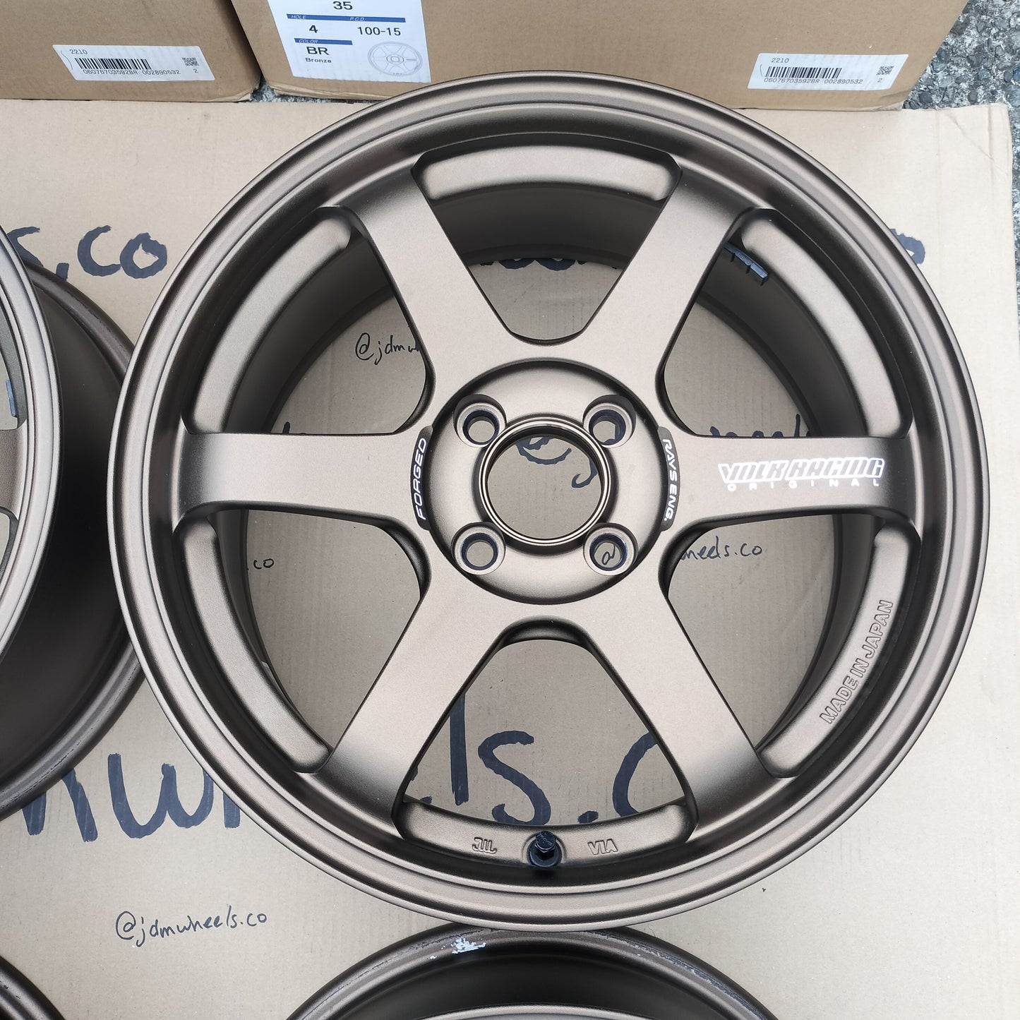 Rays Volk TE37 Sonic 16x7+35 4x100