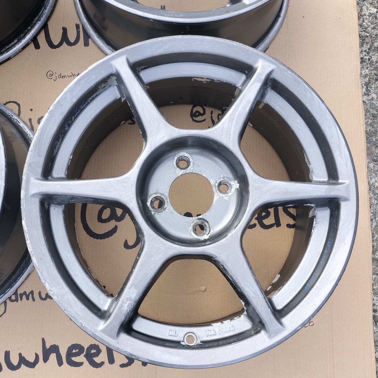 Buddy Club P1 Racing 16x7+35 4x100