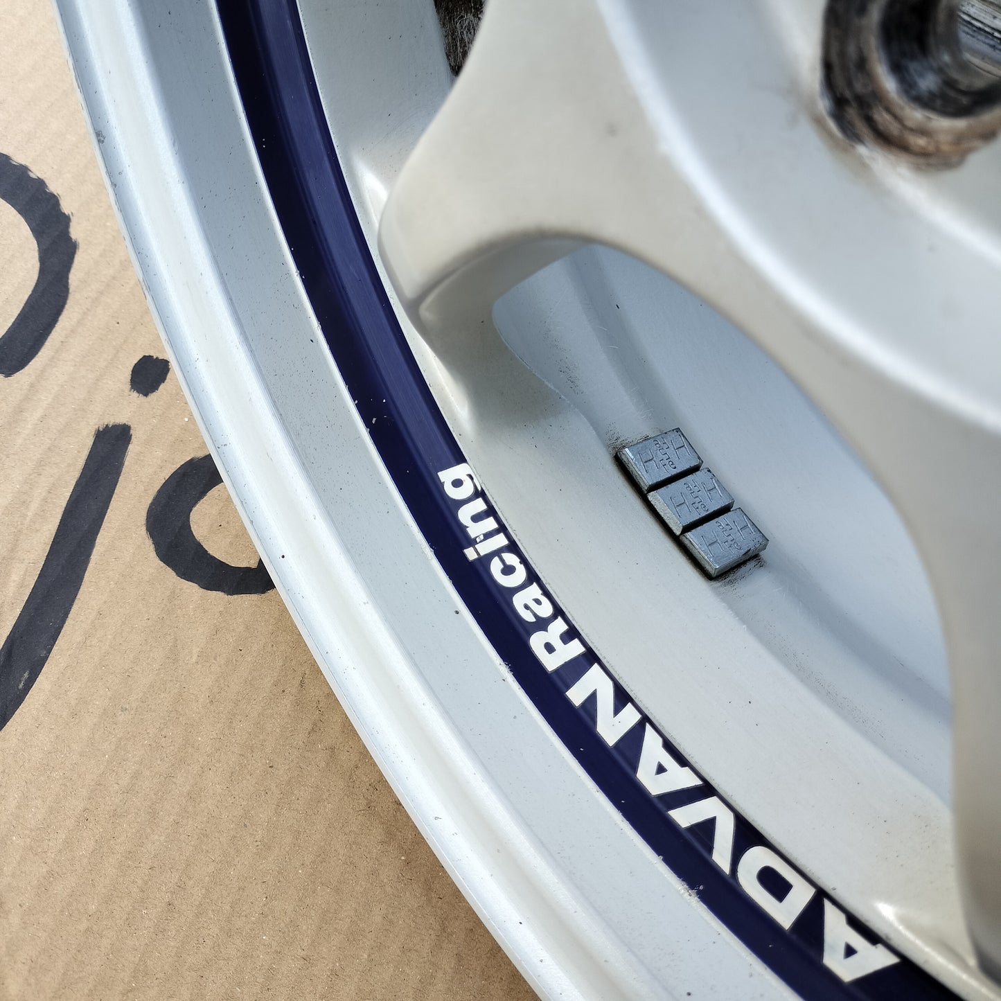 Advan Racing RG 15x6.5+35 4x100