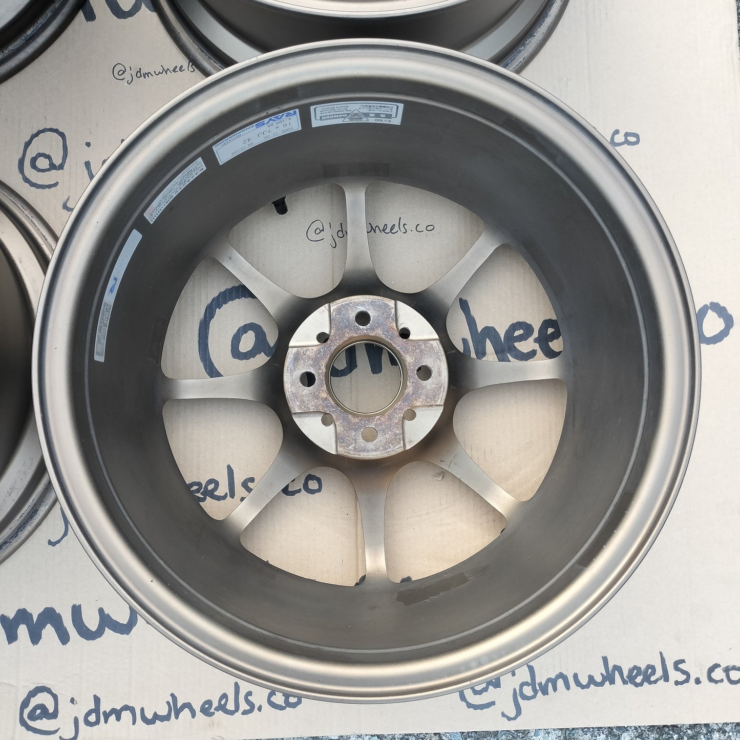 Rays Volk Racing CE28N 16x7+42 4x100