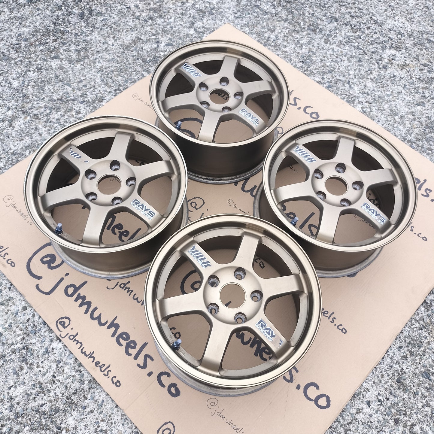 Rays Volk Racing TE37 15x7+43 5x114.3