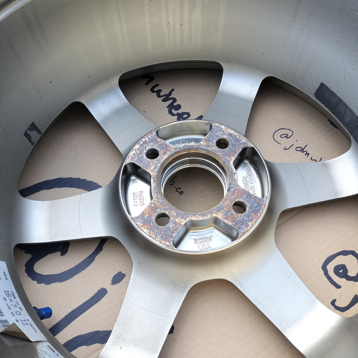 Rays Volk TE37 16x7+33 4x100