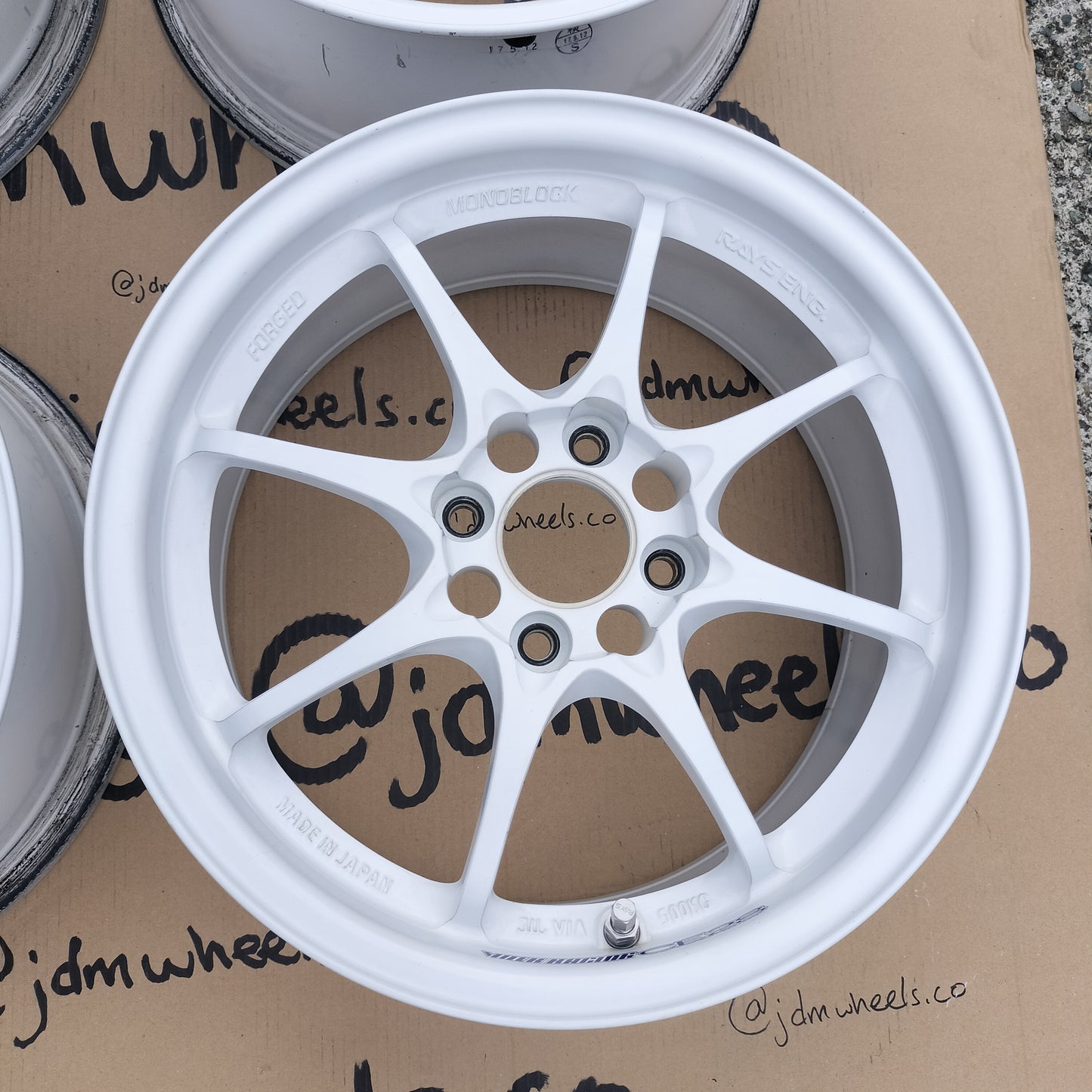 Volk Rays CE28N 15x7+43 4x100