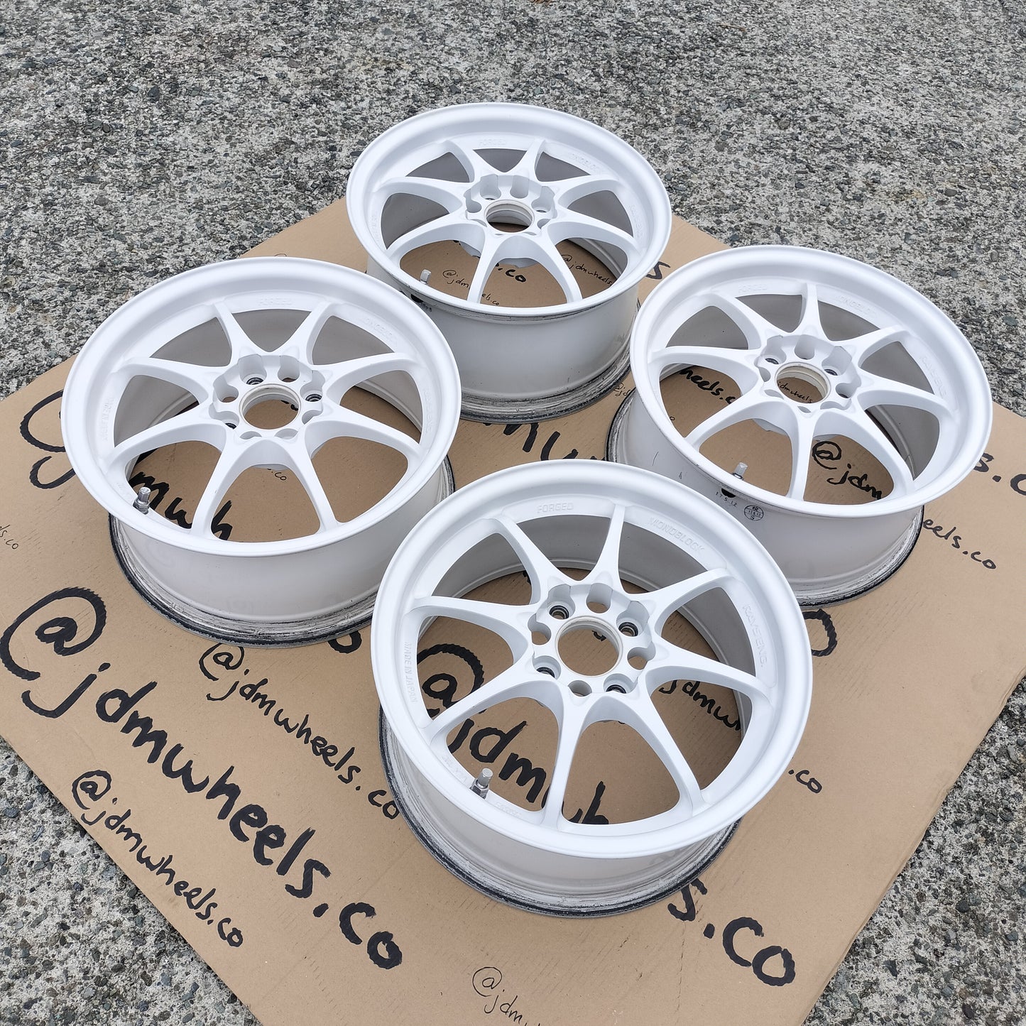 Volk Rays CE28N 15x7+43 4x100