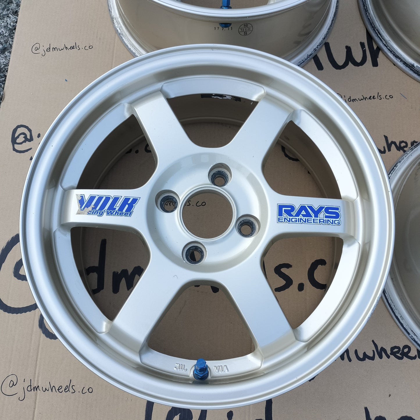 Rays Volk Racing TE37 15x6.5+35 4x100