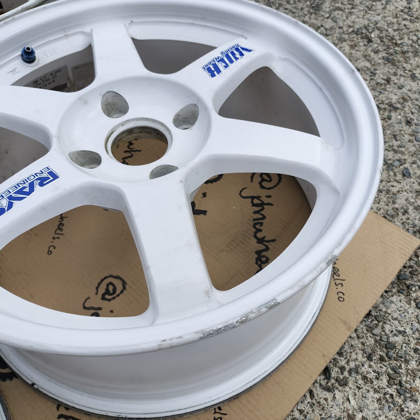 Rays Volk Racing TE37 17x7.5+30 4x114.3