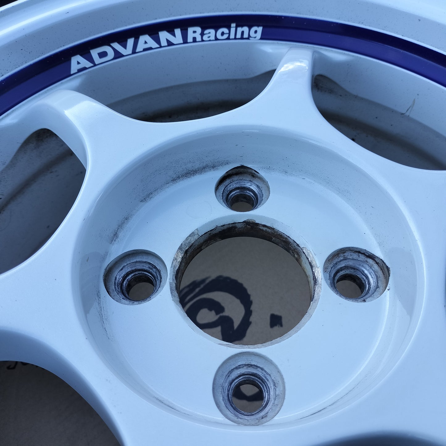 Advan Racing RG 15x7+39 4x100