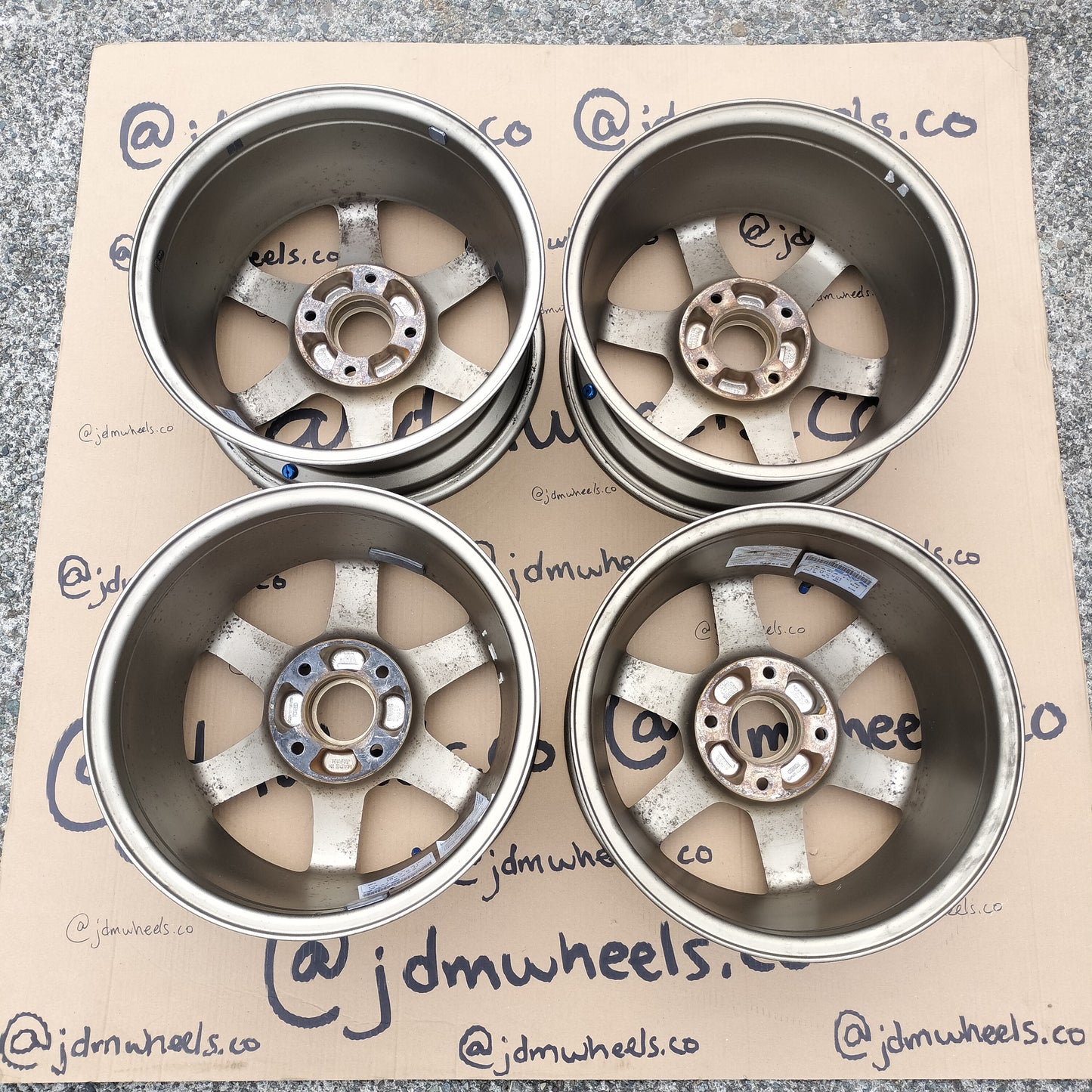 Rays Volk TE37 15x7+35 4x114.3