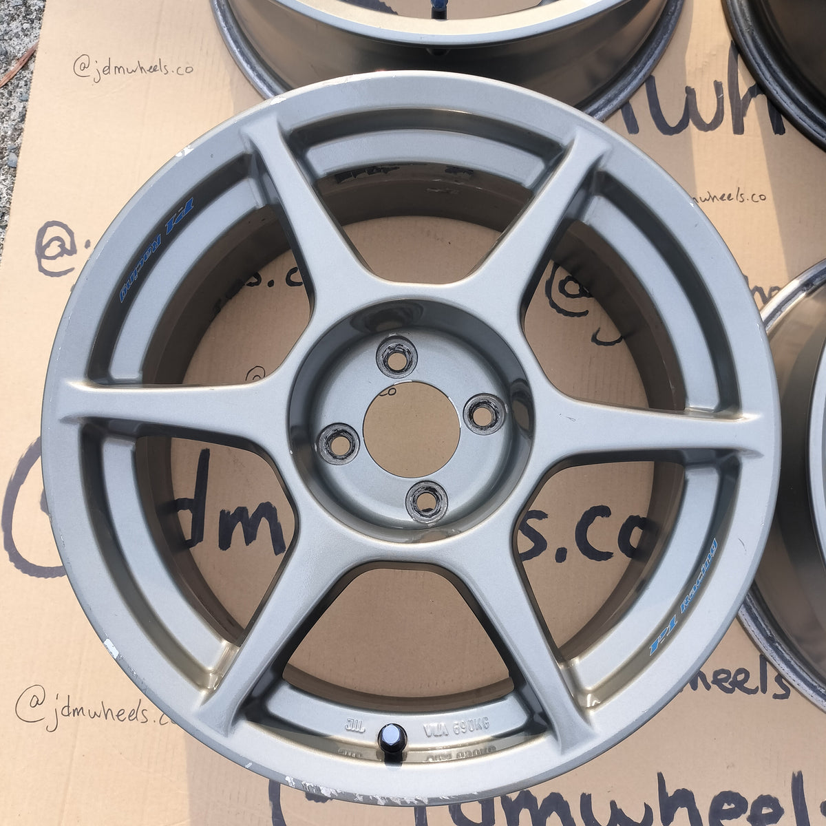 Buddy Club P1 Racing 16x7+20 4x100