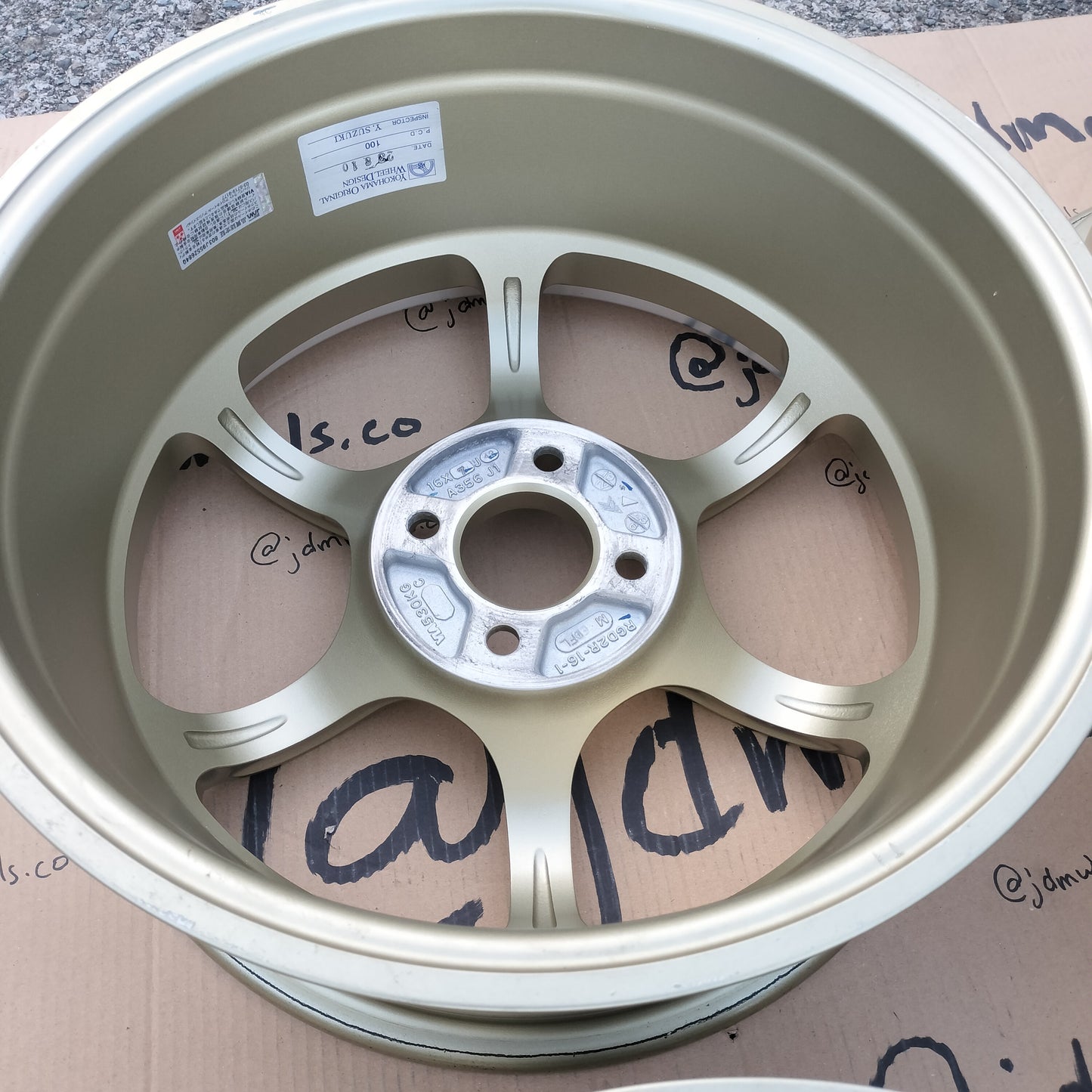 Advan Racing RG-D2 16x7+42 4x100