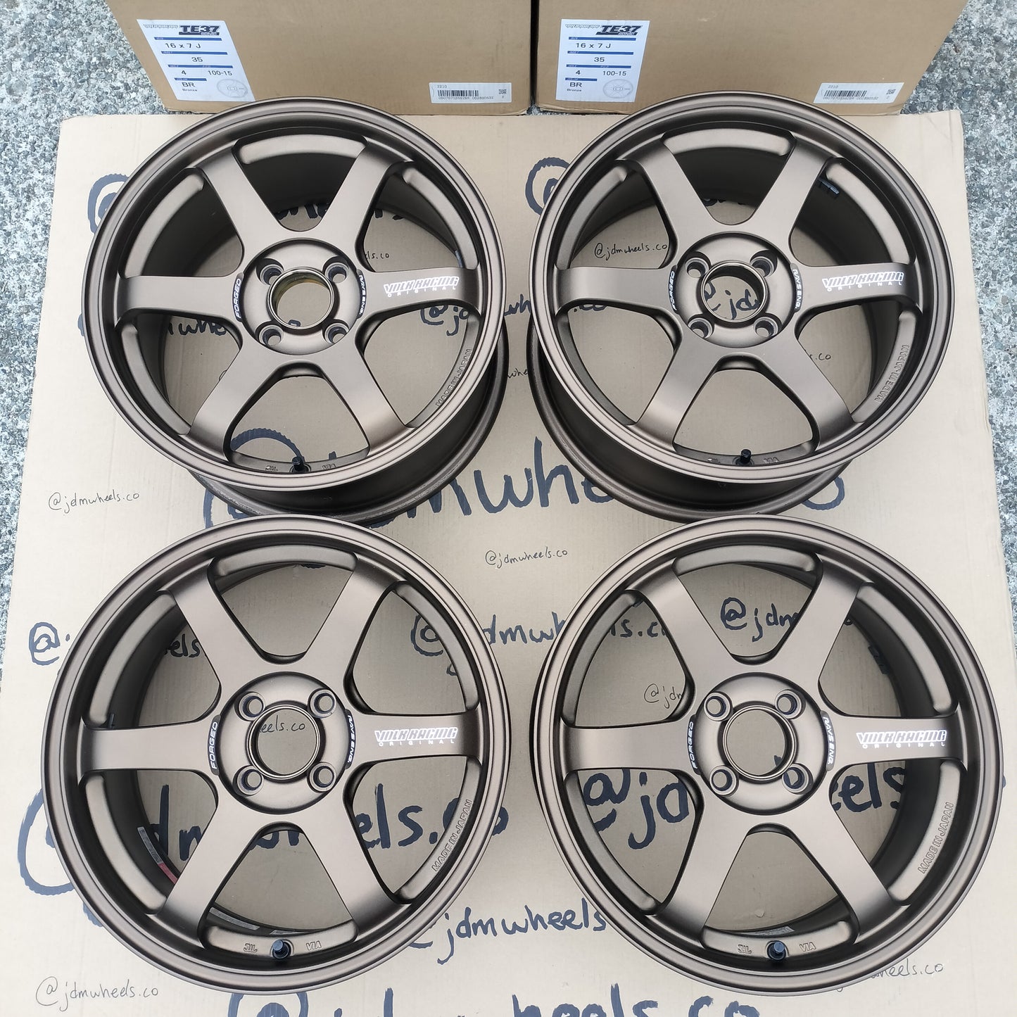 Rays Volk TE37 Sonic 16x7+35 4x100
