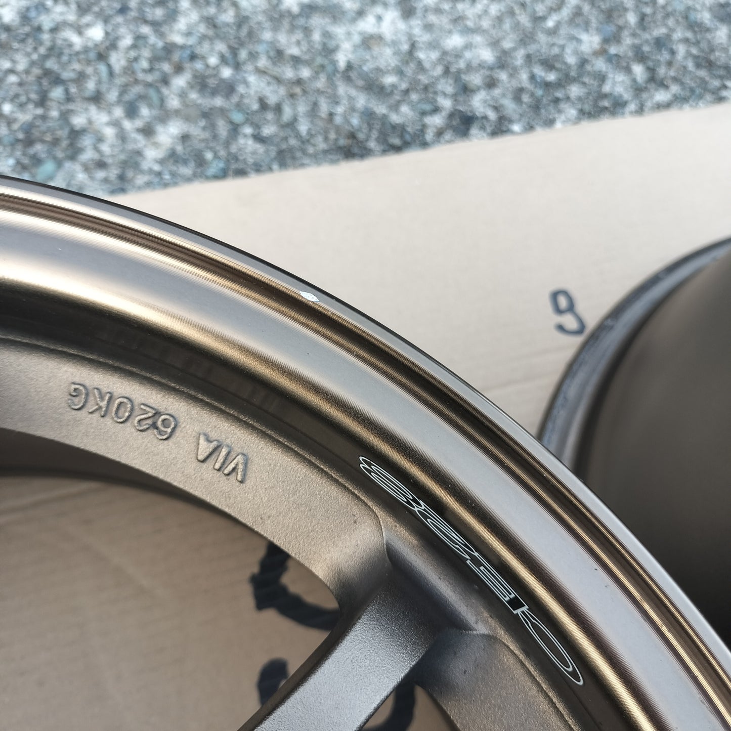 Rays Volk Racing CE28N 16x7+42 4x100