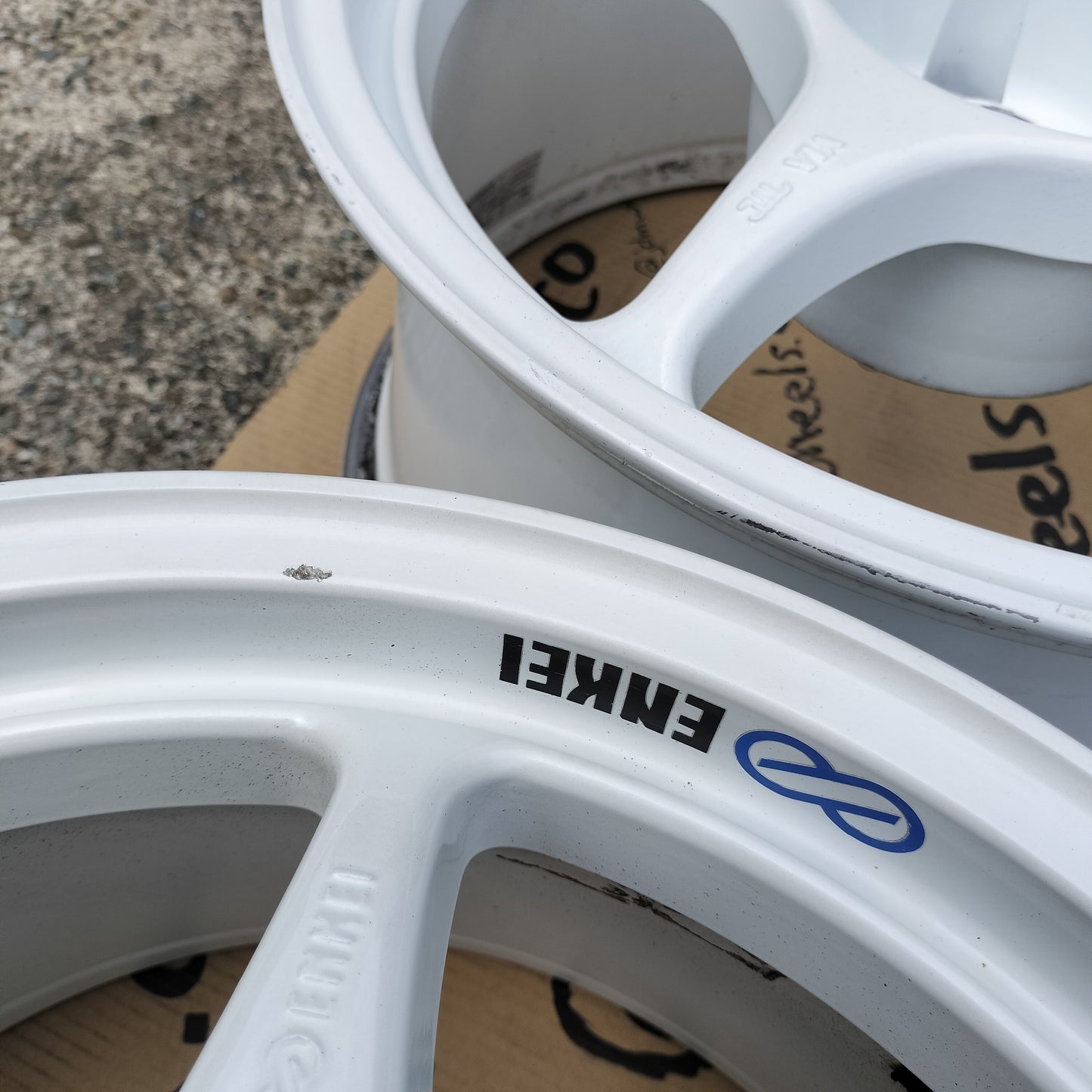 Enkei RP01 17x9+22 5x114.3