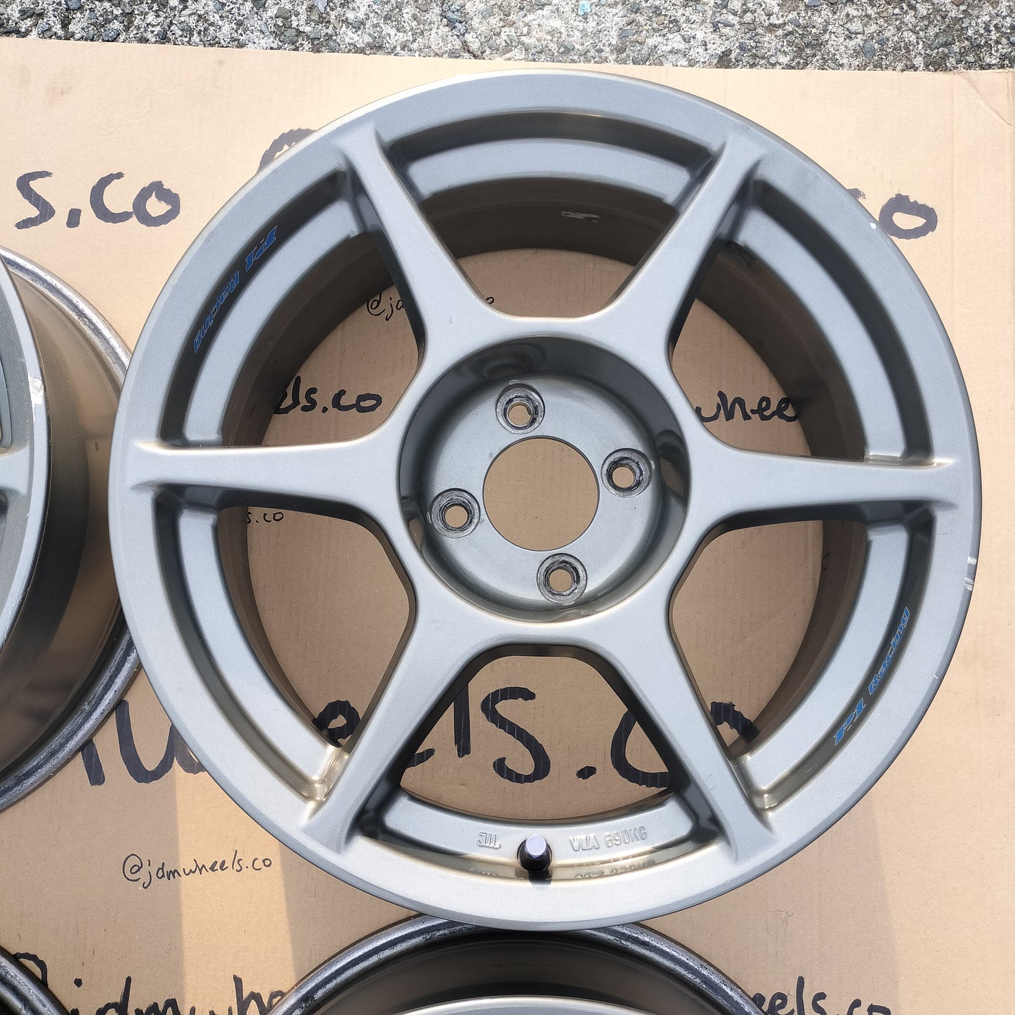 Buddy Club P1 Racing 16x7+20 4x100