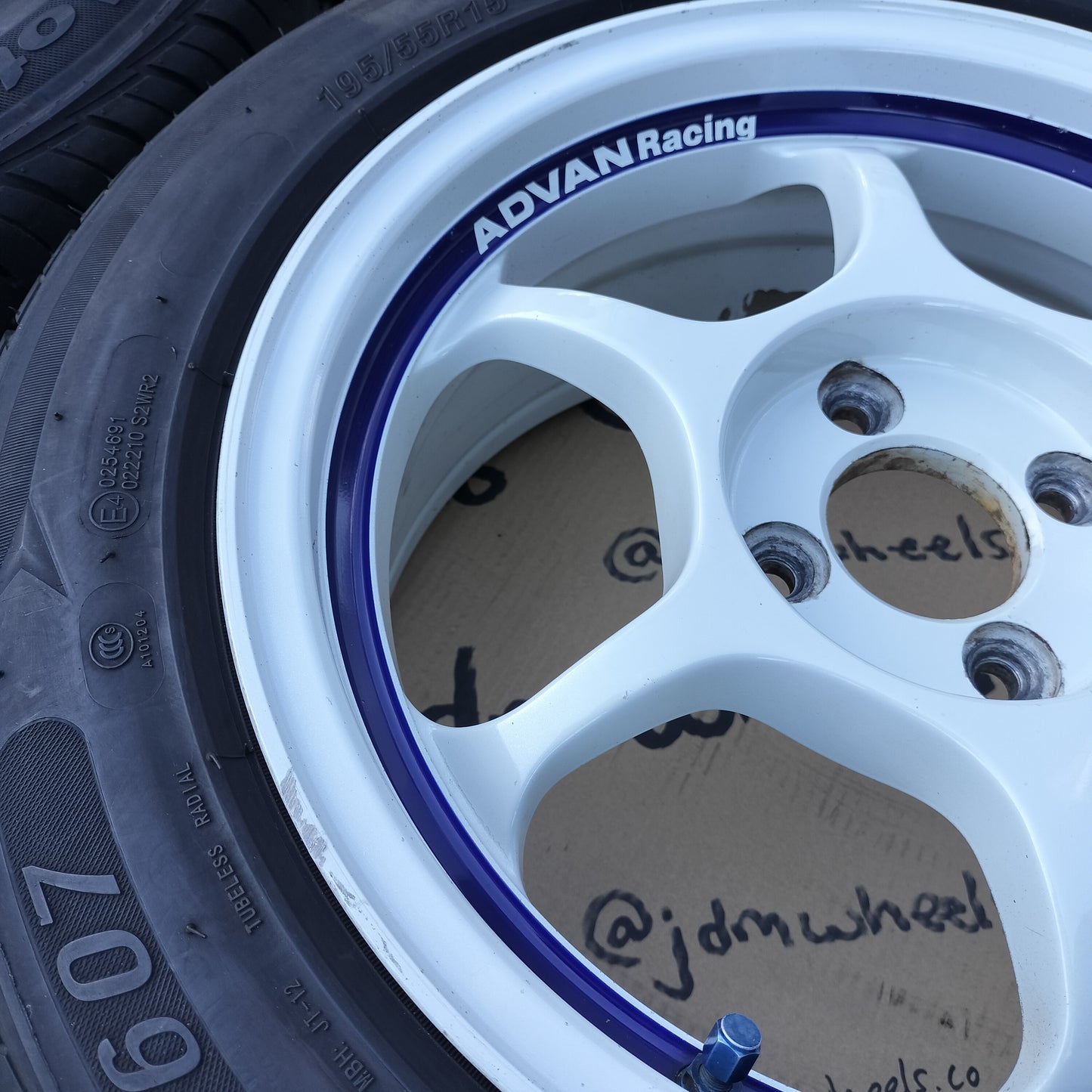 Advan Racing RG 15x7+39 4x100