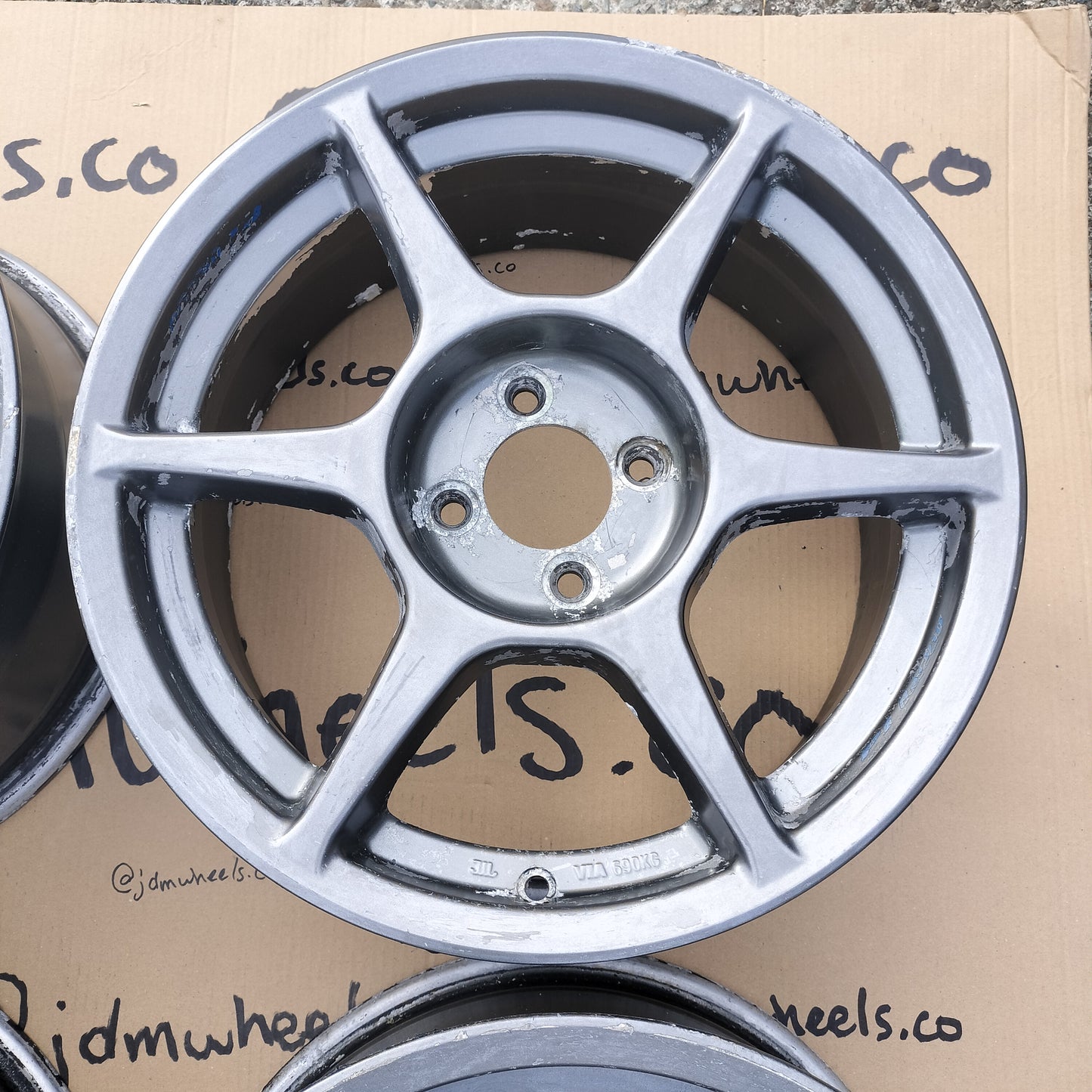 Buddy Club P1 Racing 16x7+35 4x100