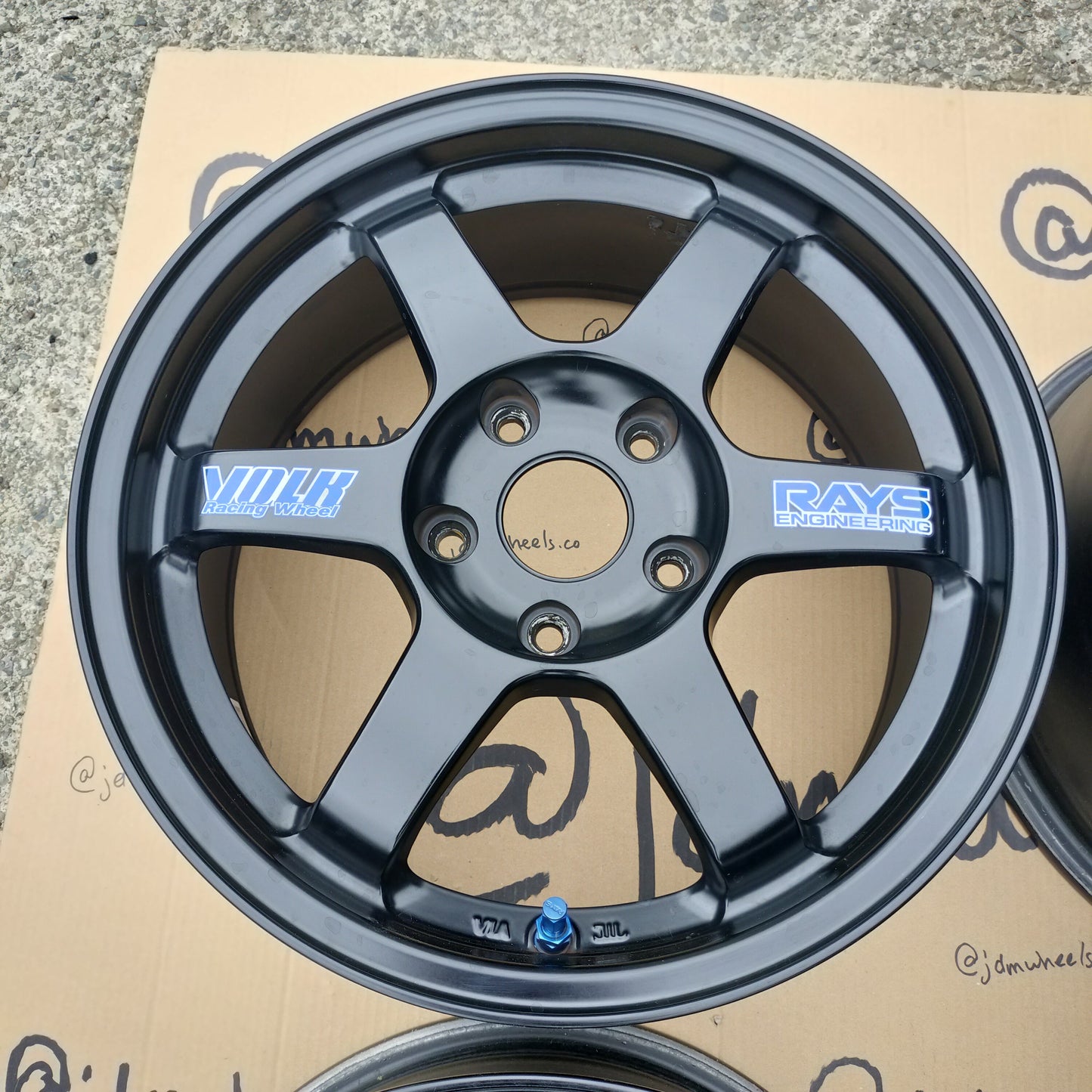 Rays Volk TE37 16x7+42 5x114.3