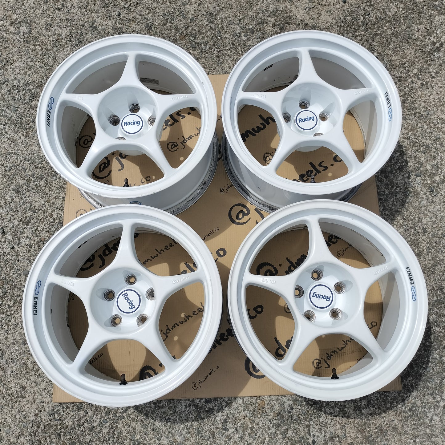 Enkei RP01 17x9+22 5x114.3