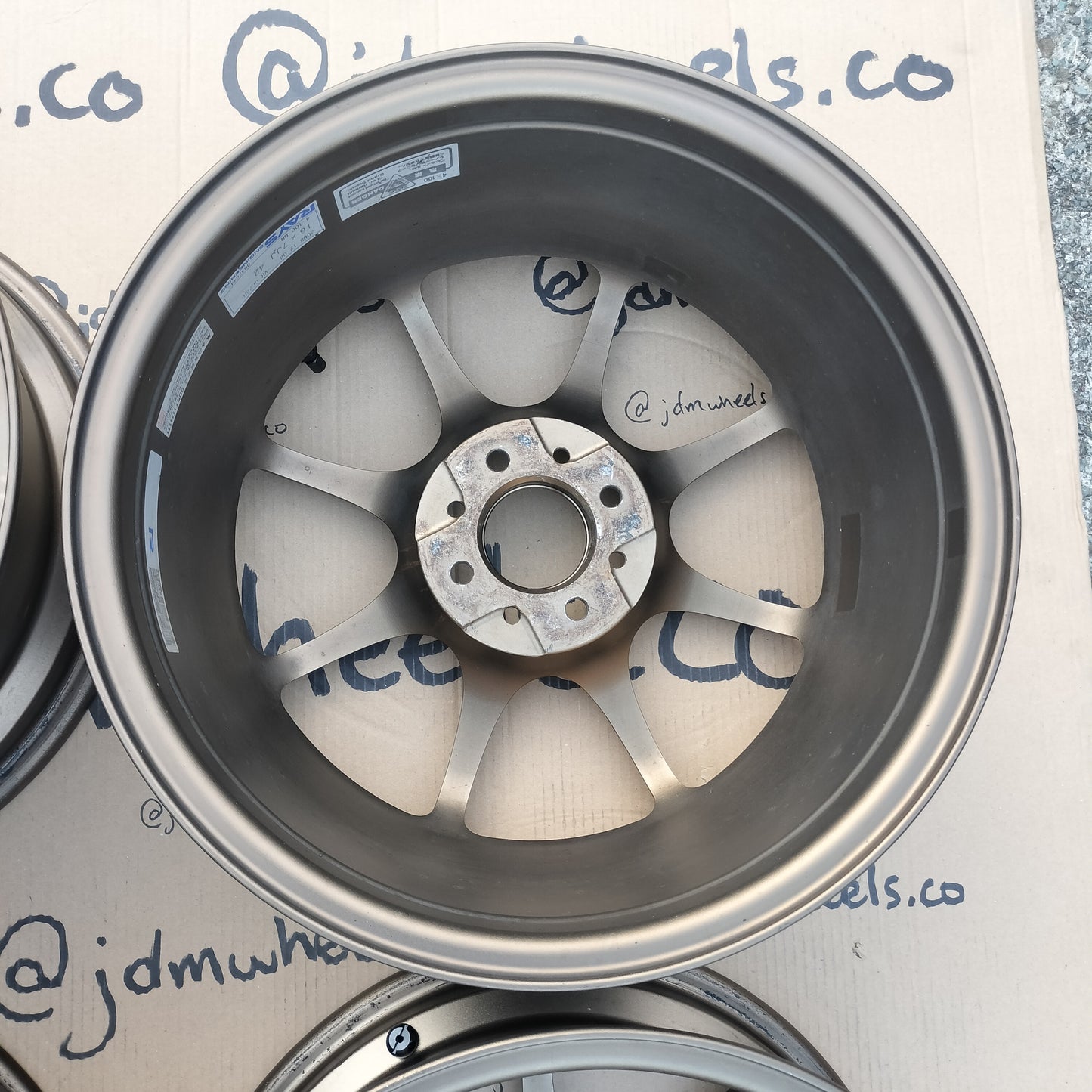 Rays Volk Racing CE28N 16x7+42 4x100
