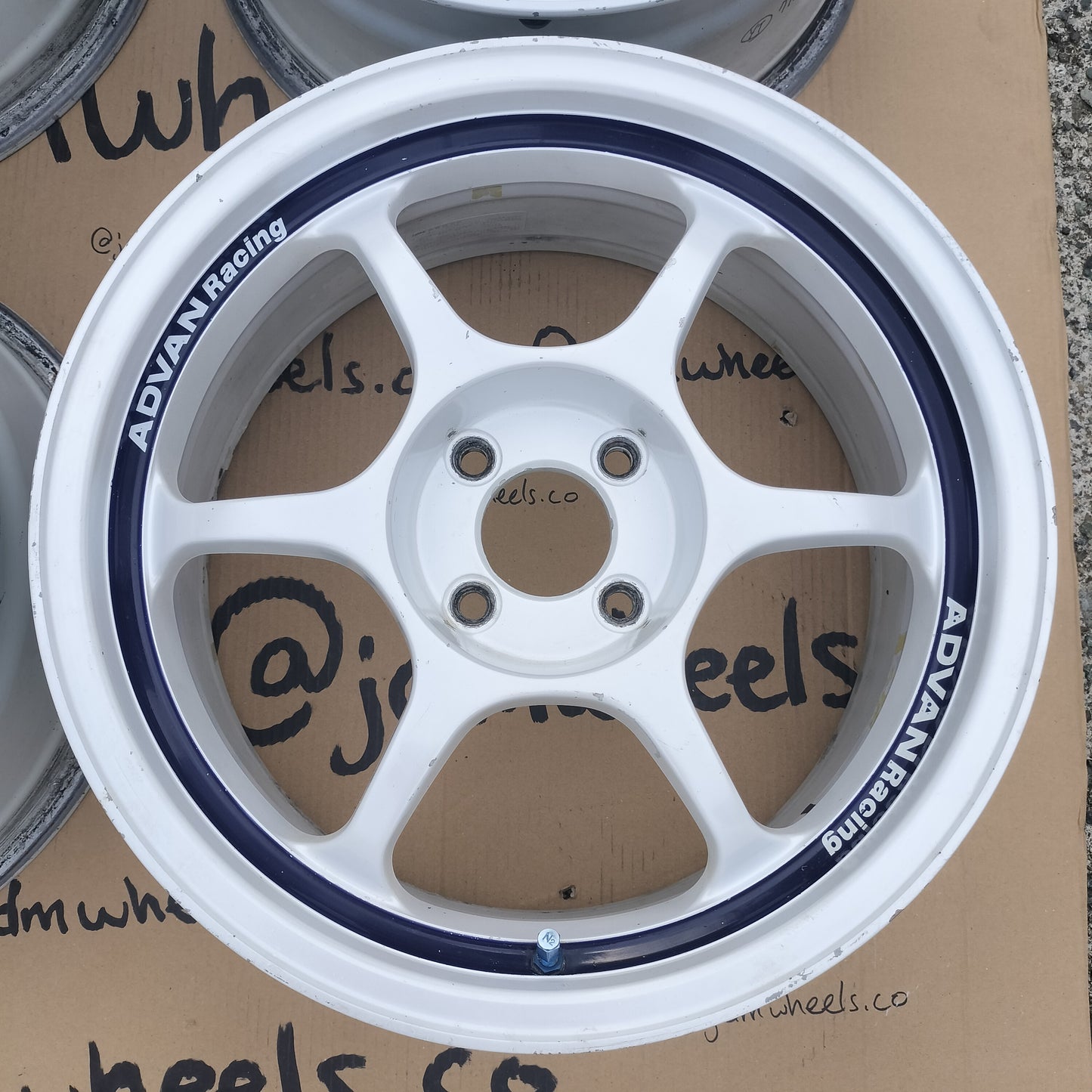 Advan RG 16x7+31 4x100