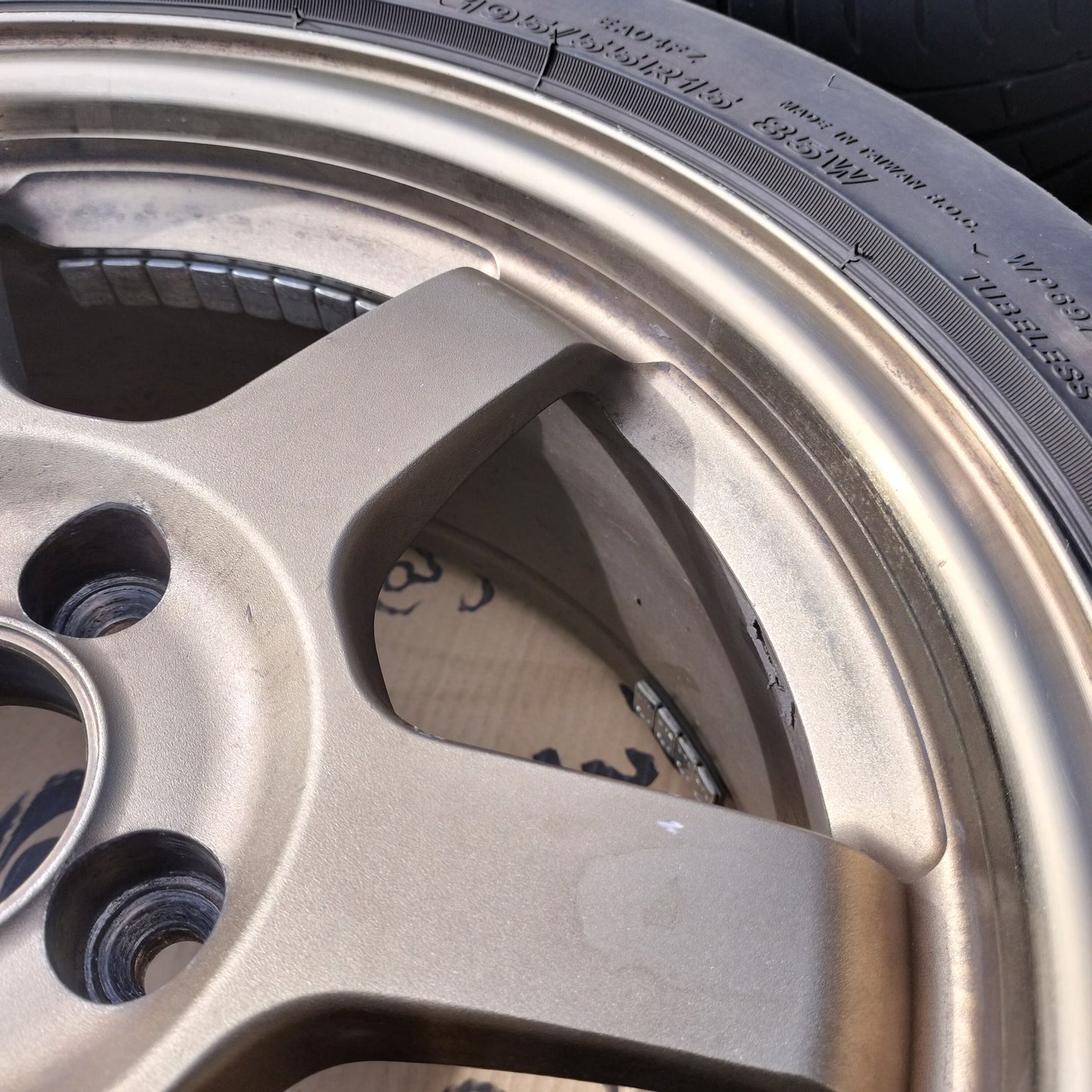 Rays Volk Racing TE37 15x7+35 4x100