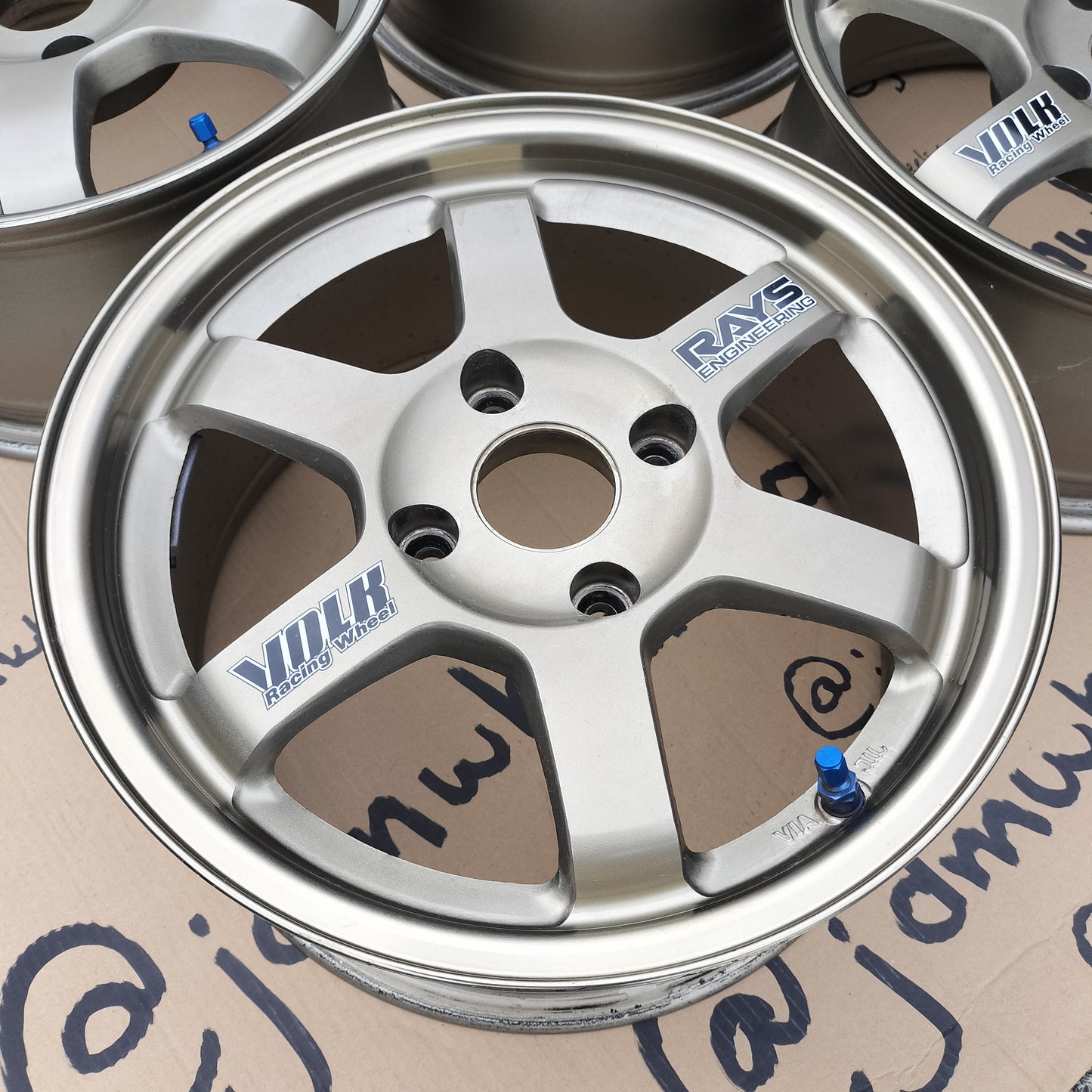 Rays Volk TE37 15x7+35 4x114.3