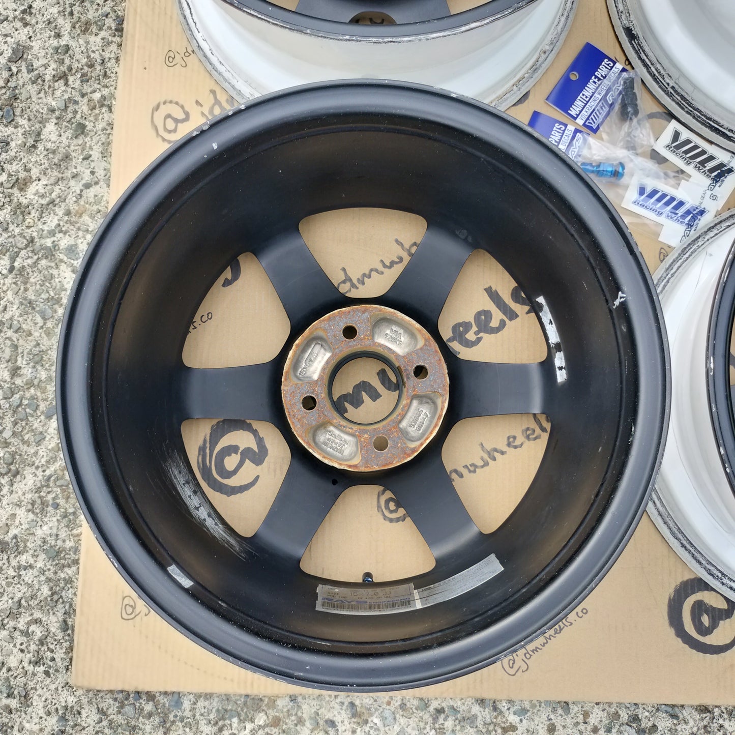 Rays Volk TE37 15x7+35 4x100