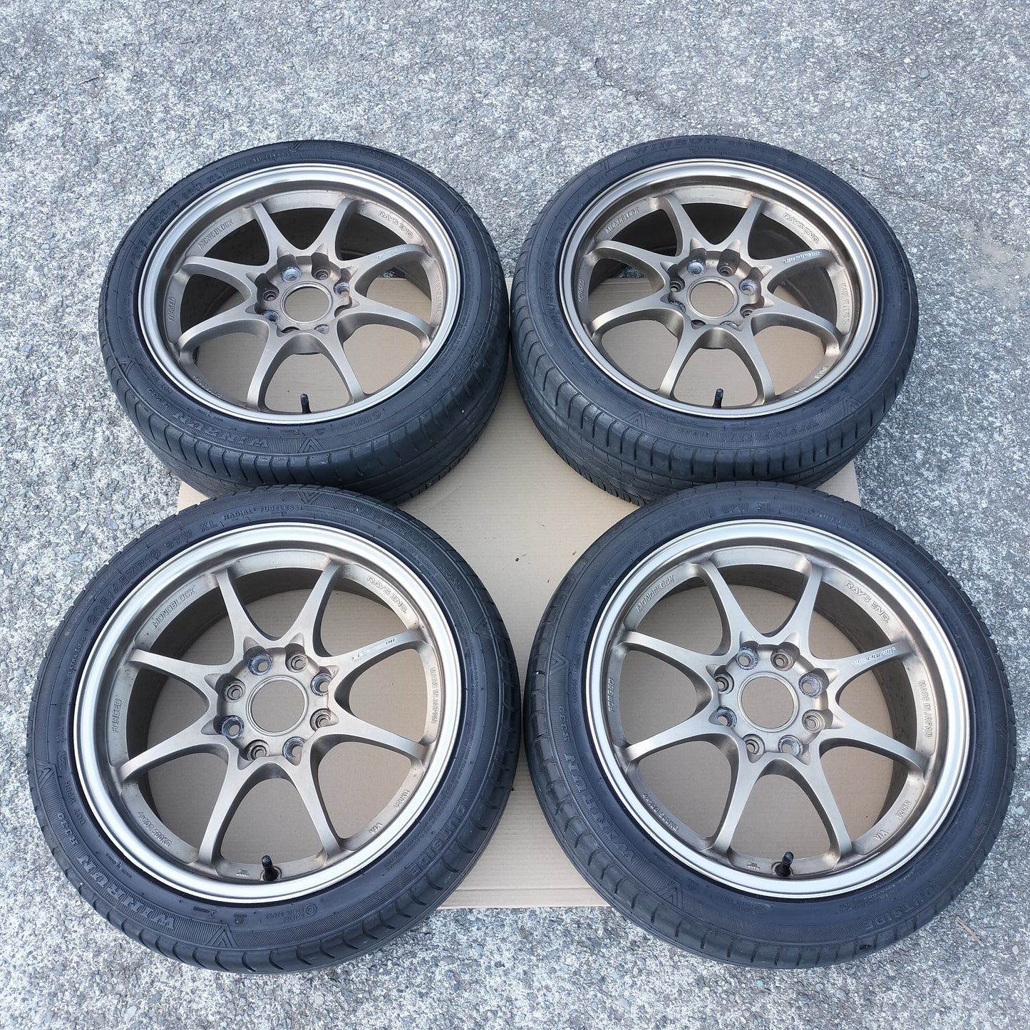 Rays Volk Racing CE28 16x7+42 4x114.3