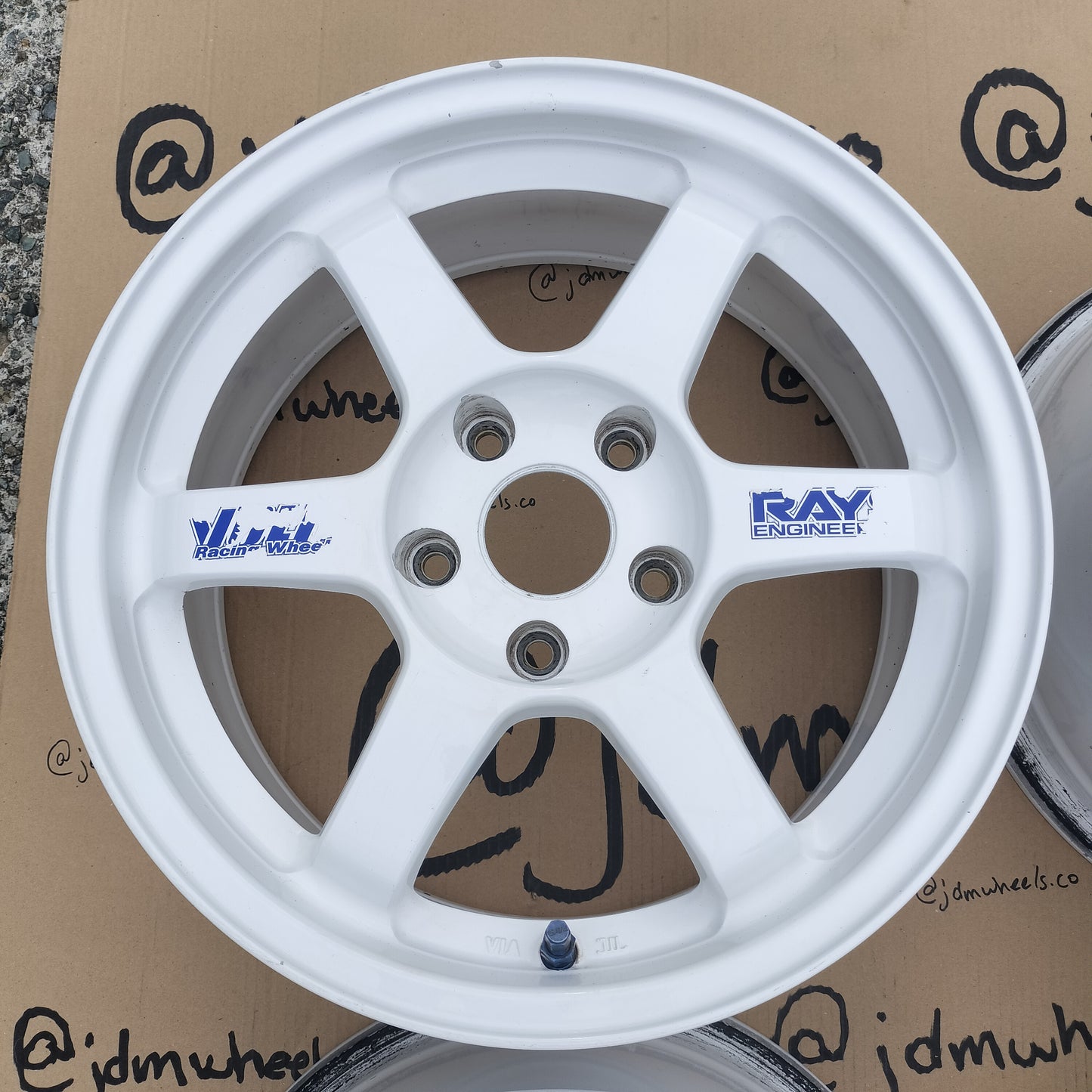 Rays Volk Racing TE37 16x7+33 5x114.3