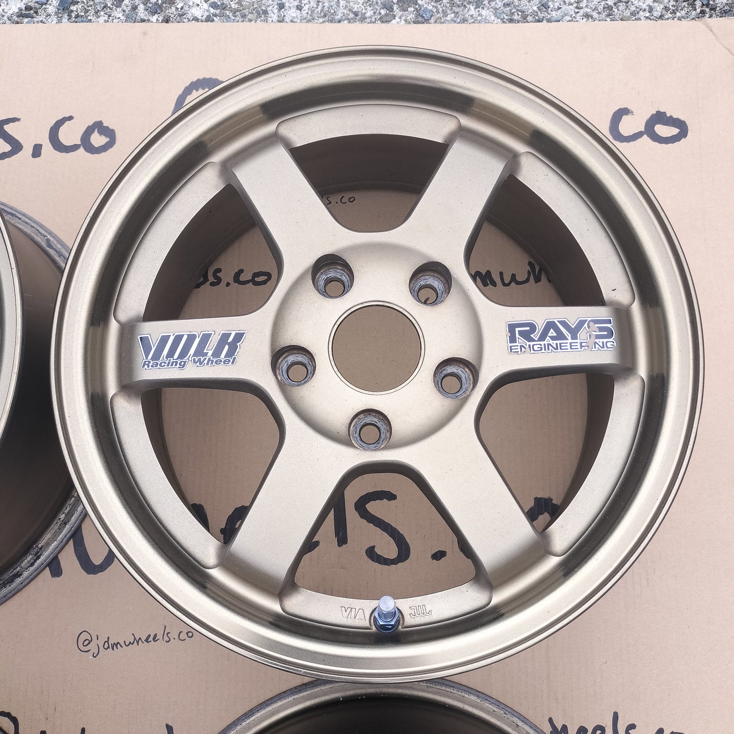 Rays Volk Racing TE37 15x7+43 5x114.3