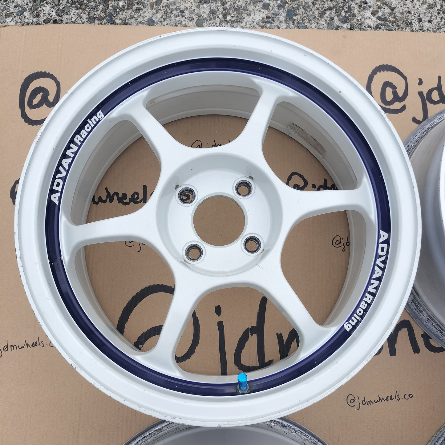 Advan RG 16x7+31 4x100