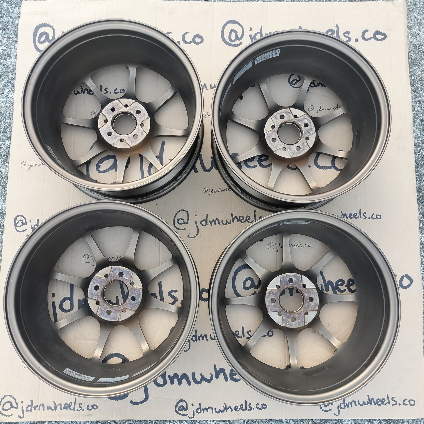Rays Volk Racing CE28N 16x7+42 4x100