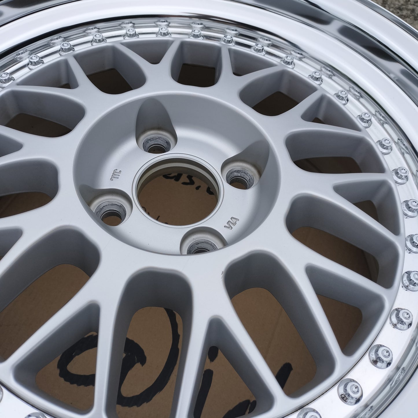 WORK MEISTER M1 16X7.5+24 4X100