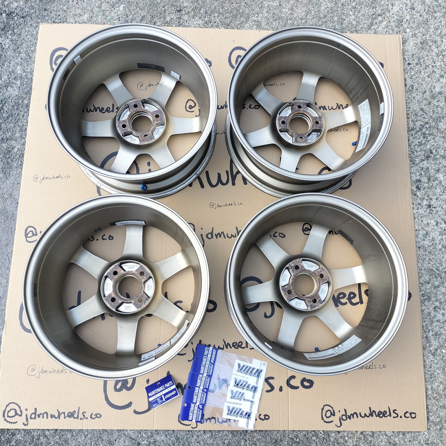 Rays Volk TE37 16x7+33 4x100