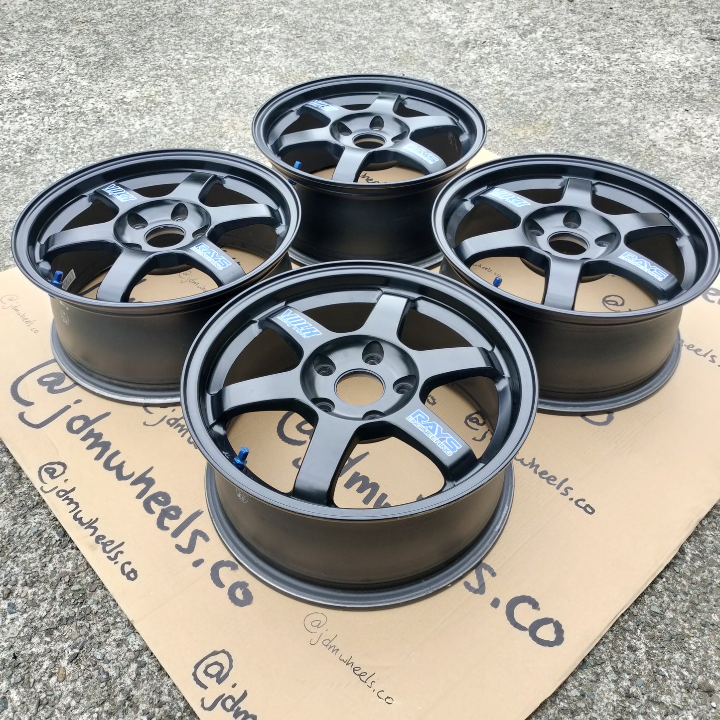 Rays Volk TE37 16x7+42 5x114.3