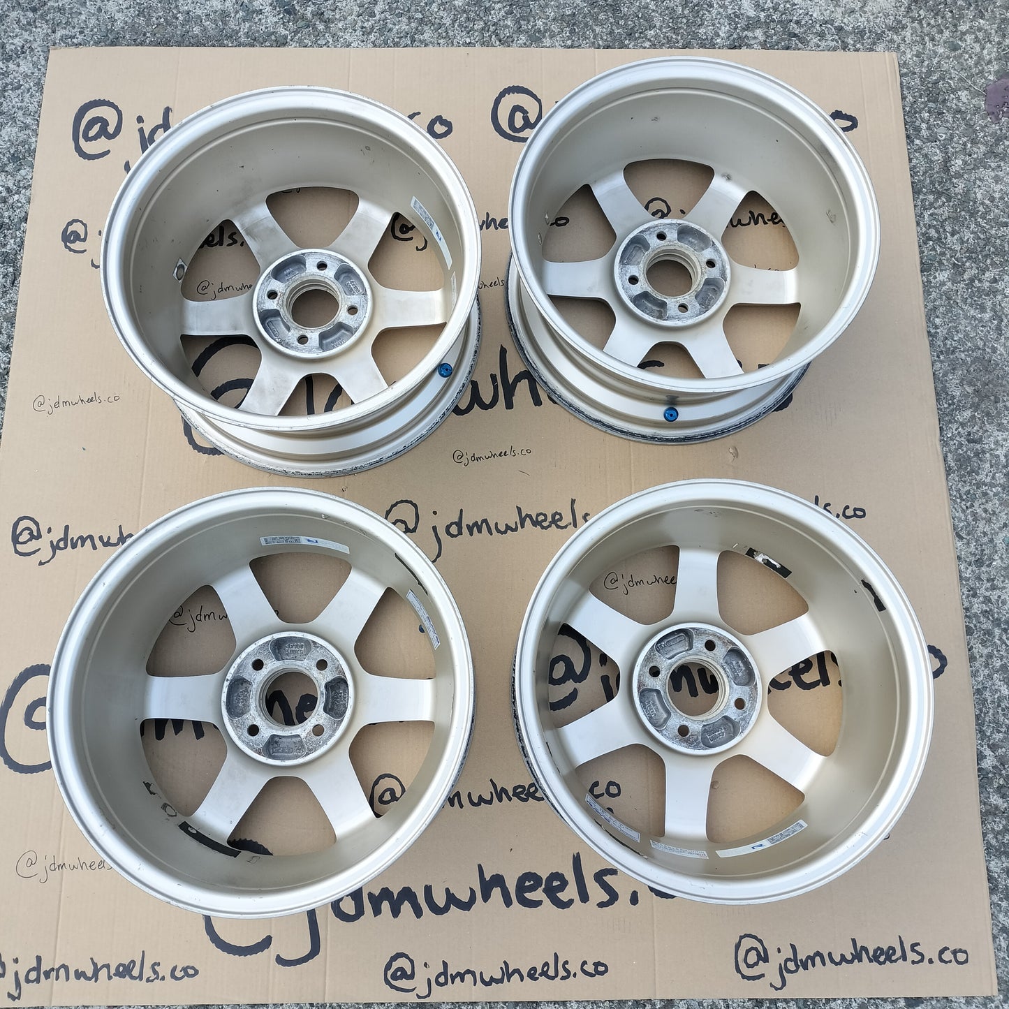 Rays Volk Racing TE37 15x6.5+35 4x100