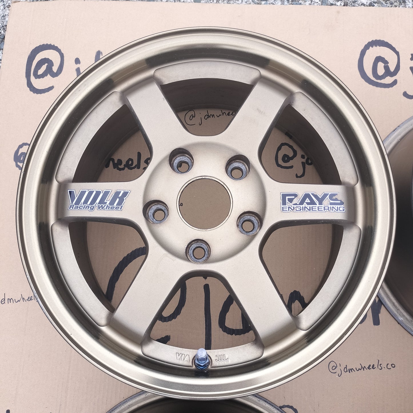 Rays Volk Racing TE37 15x7+43 5x114.3