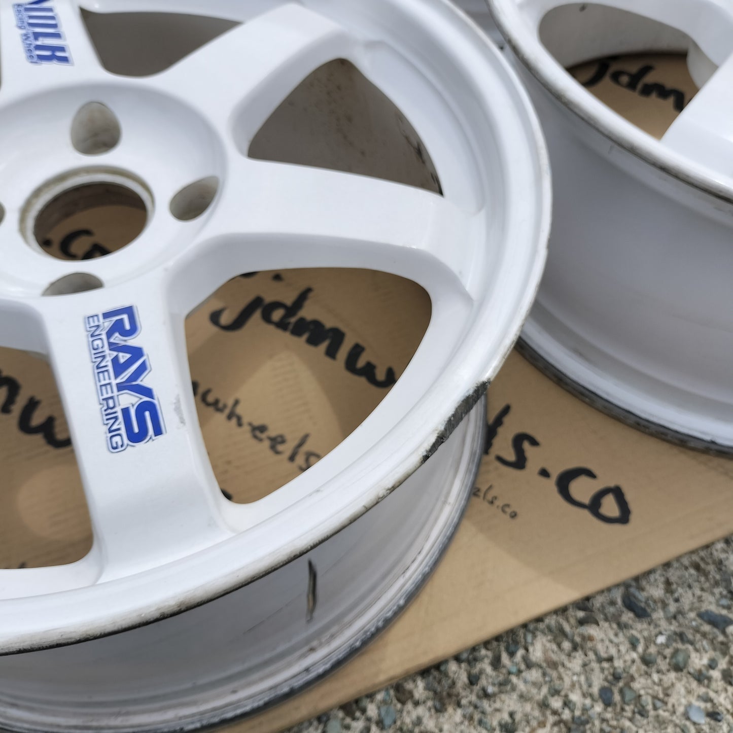 Rays Volk Racing TE37 17x7.5+30 4x114.3