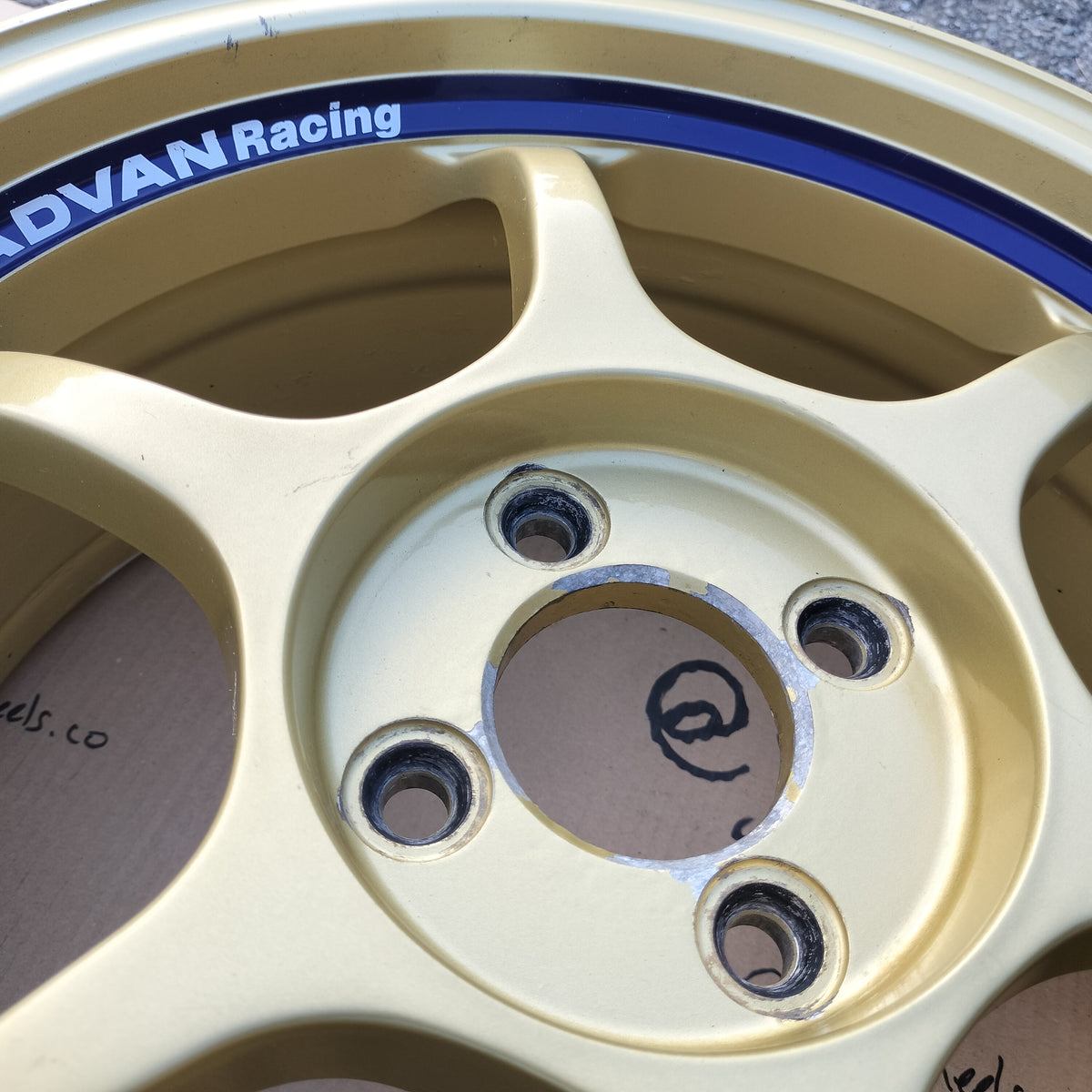 Advan Racing RG 16x7+44 4x100