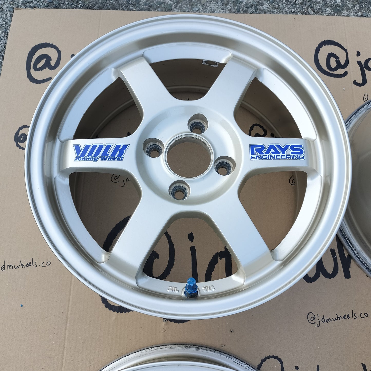 Rays Volk Racing TE37 15x6.5+35 4x100