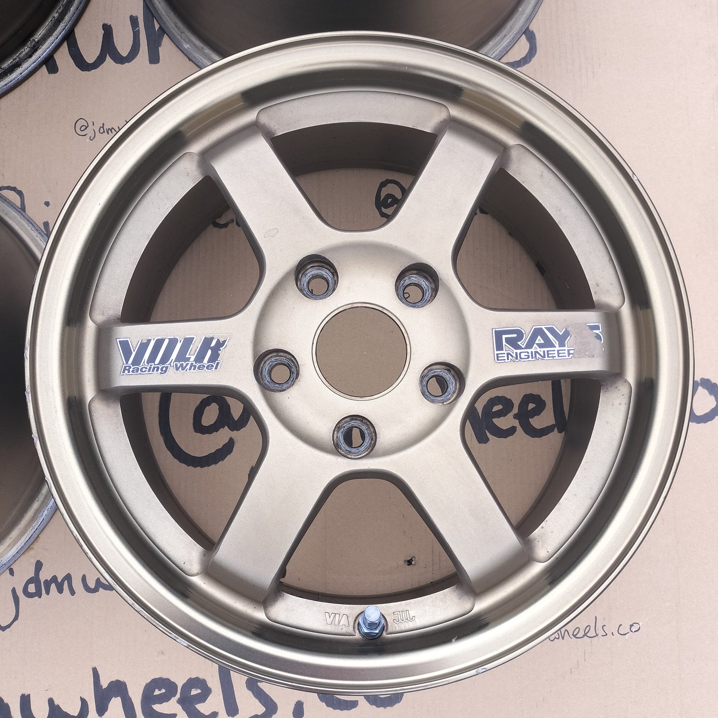 Rays Volk Racing TE37 15x7+43 5x114.3