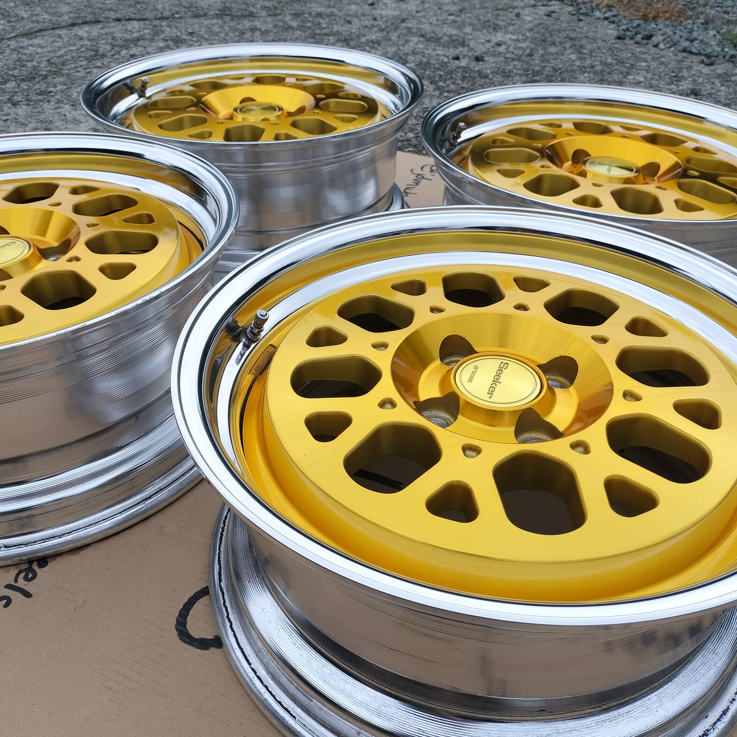 Work Seeker GX 16x7+27 4x100
