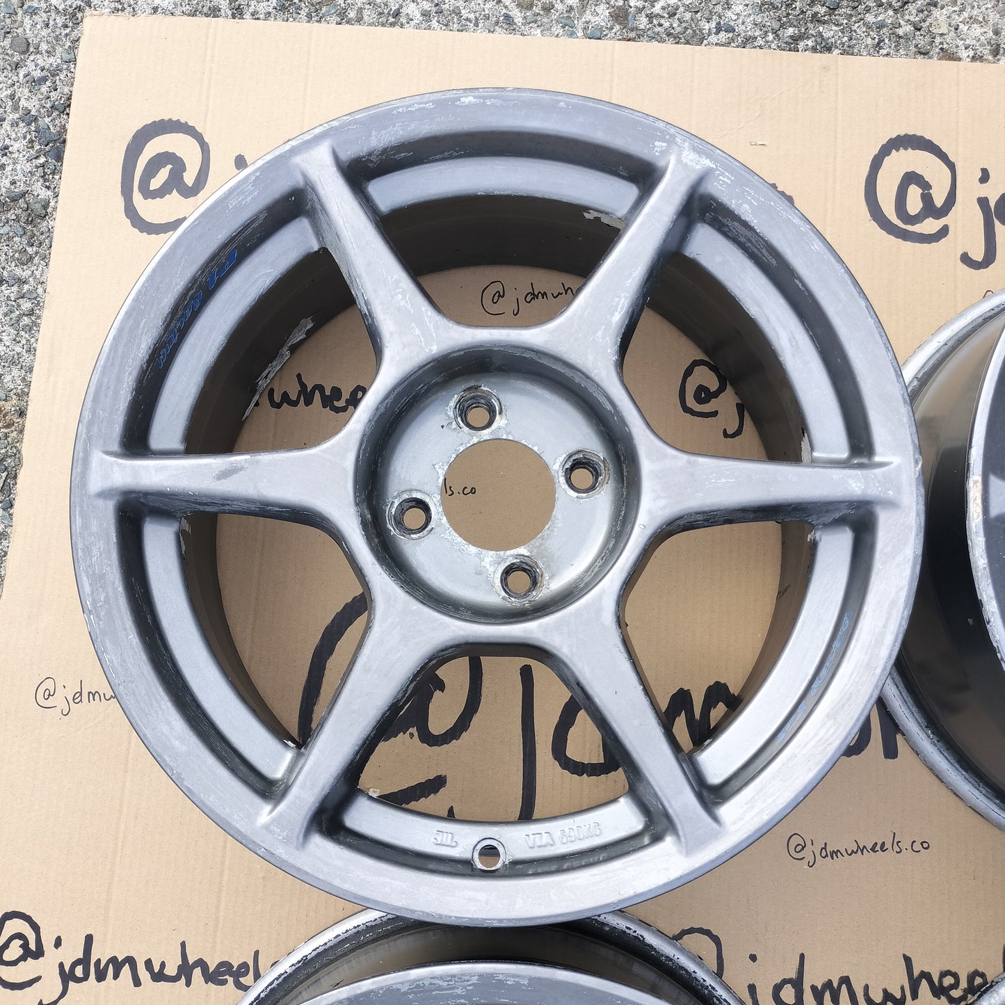 Buddy Club P1 Racing 16x7+35 4x100