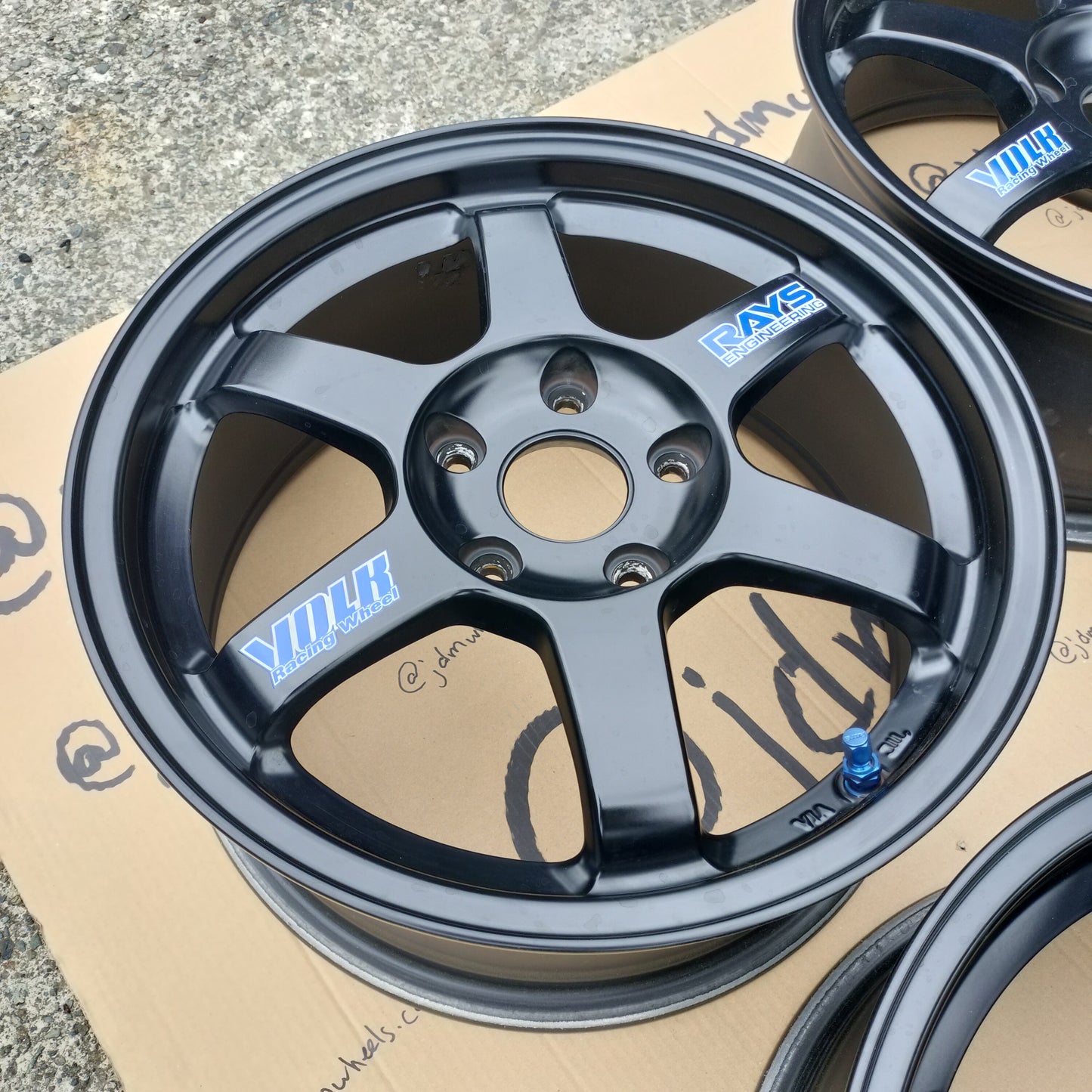 Rays Volk TE37 16x7+42 5x114.3