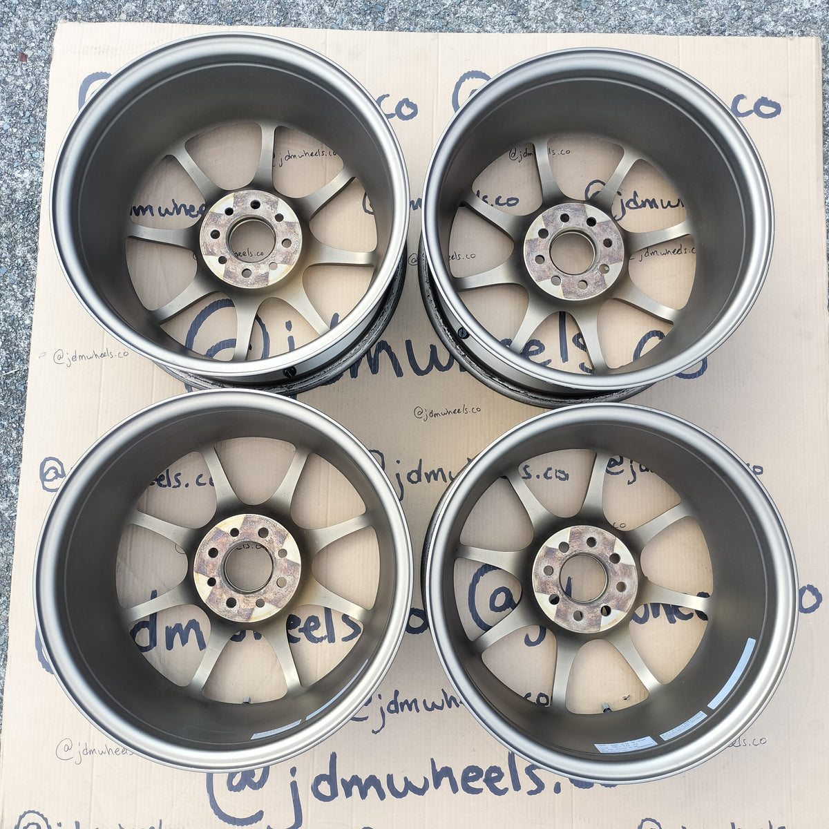 Rays Volk Racing CE28N 16x7+42 4x100