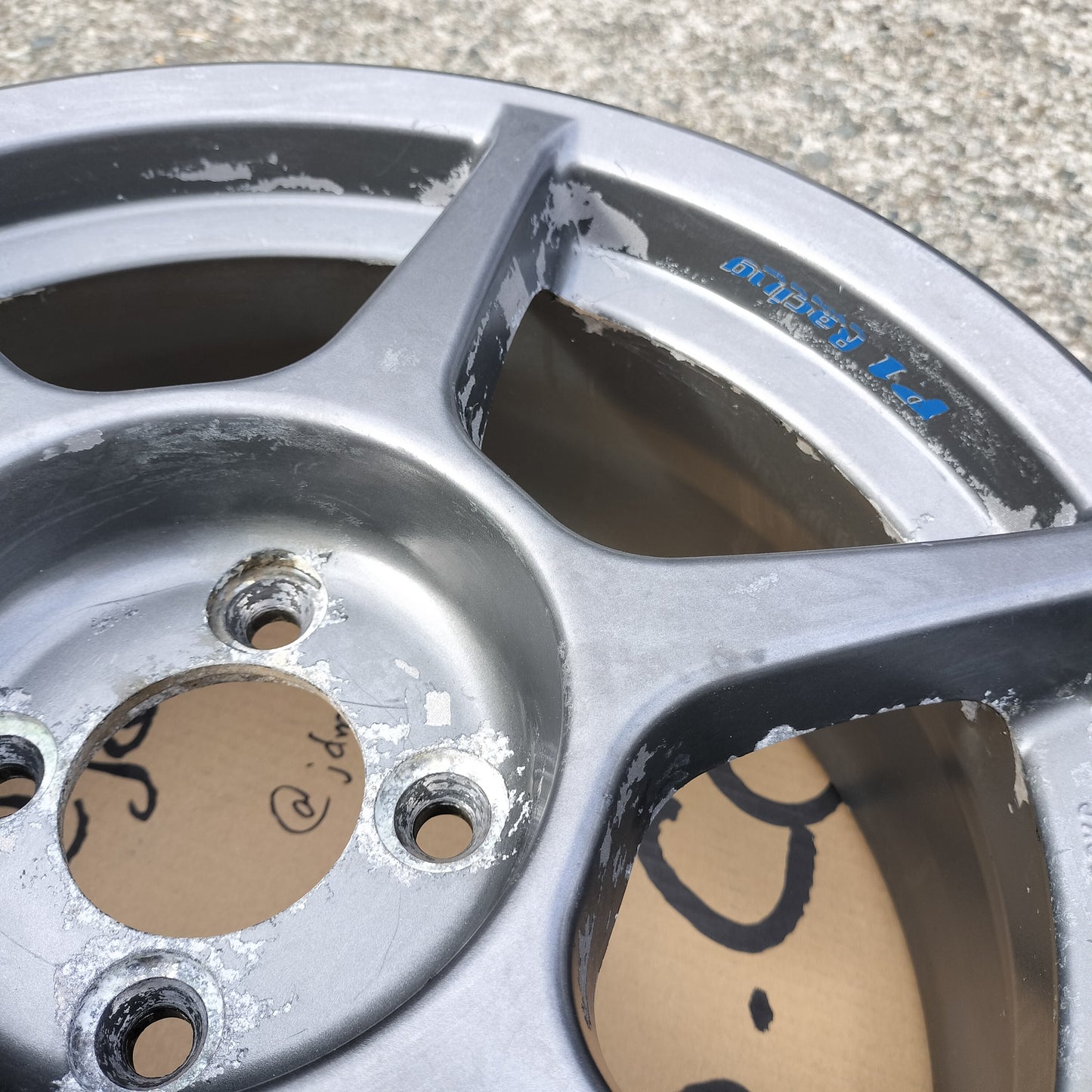 Buddy Club P1 Racing 16x7+35 4x100