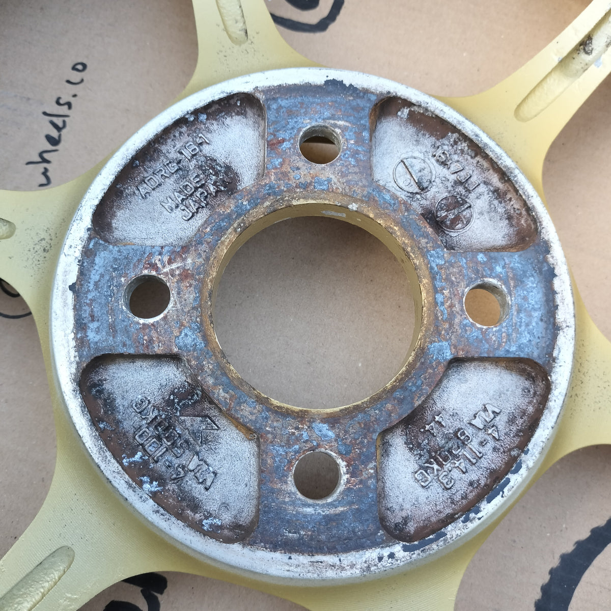 Advan Racing RG 16x7+44 4x100
